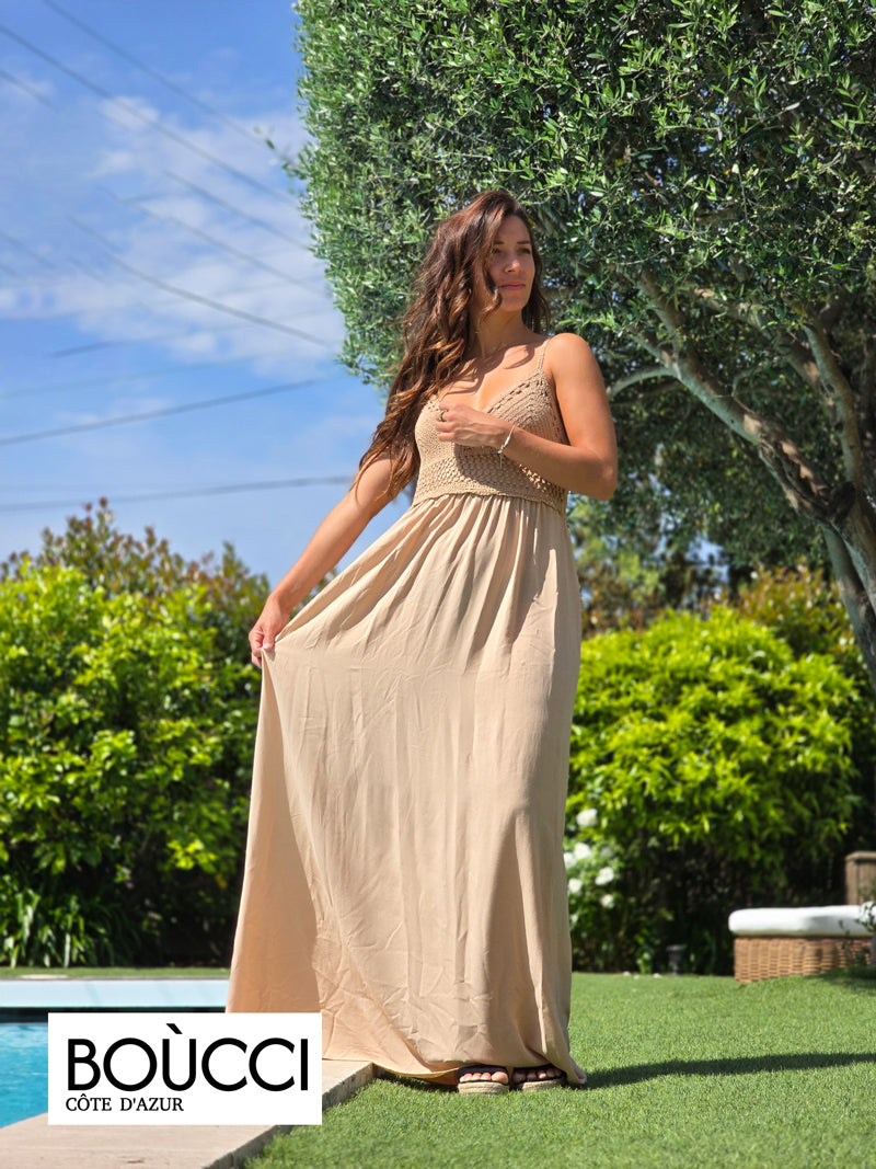 Esprit Soleil Levant – Robe Longue Bohème Crochet & Voile