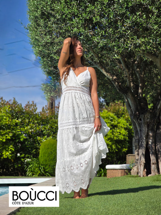Esprit Jardin Blanc – Robe Longue Brodée à Bretelles